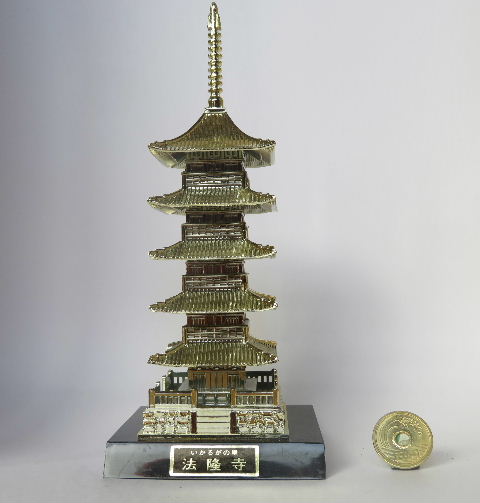 金ぴか土産・置物コレクション<br>Gold color souvenir and ornament of Japan<br>日本的金色礼物